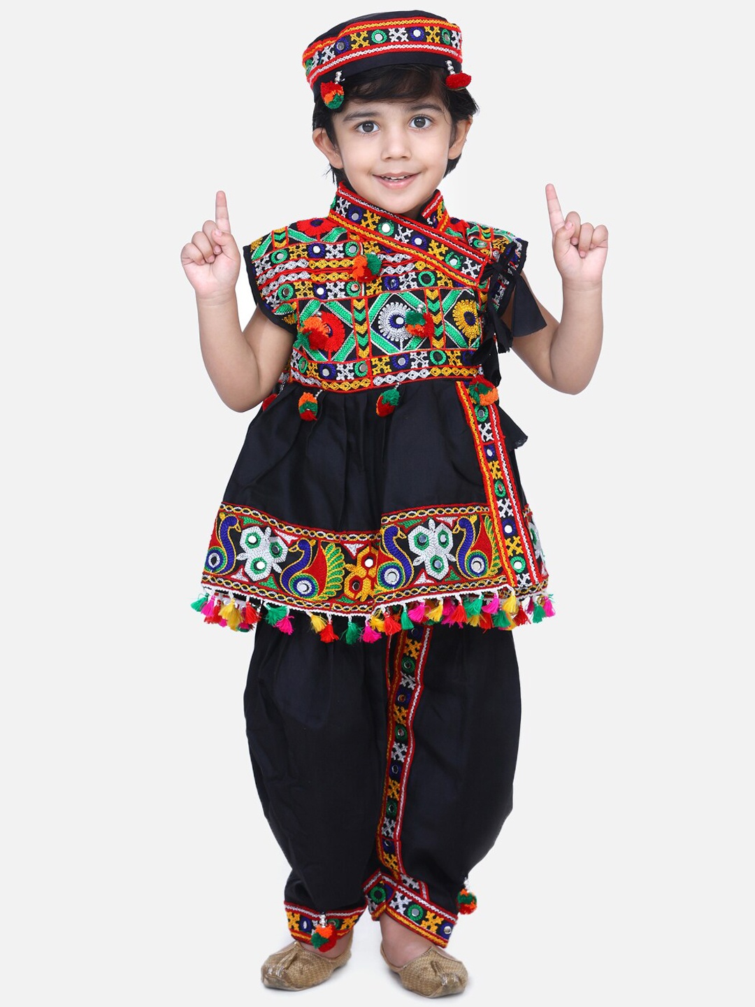 

BownBee Boys Black Embroidered Kurta with Dhoti Pants