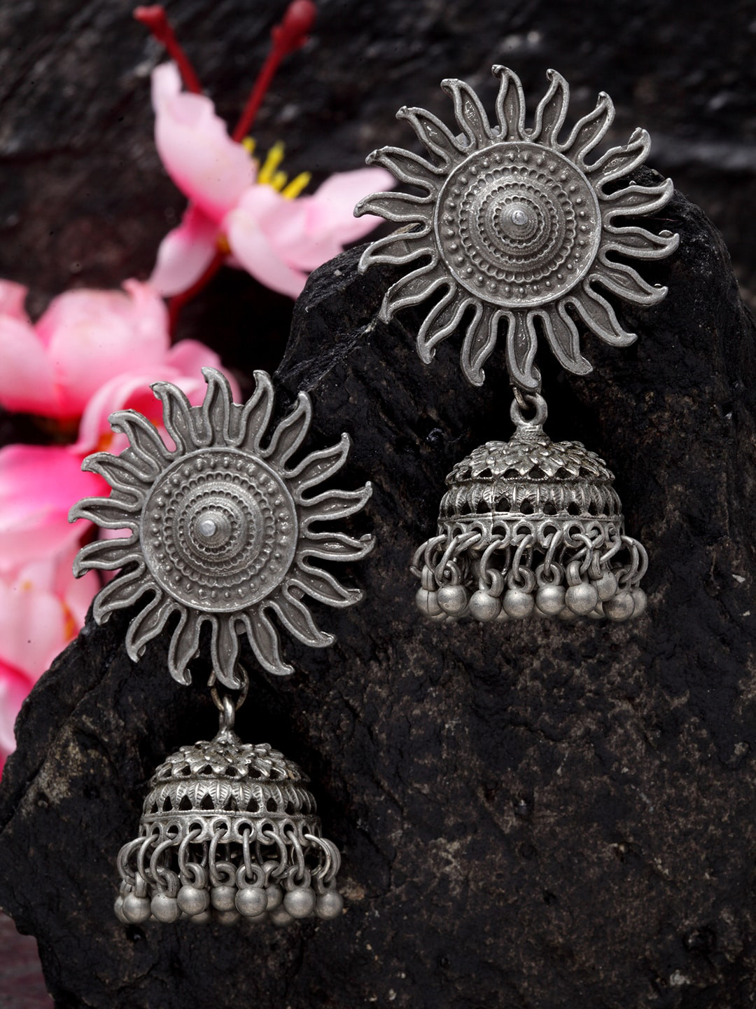 

Moedbuille Gunmetal-Toned Dome Shaped Jhumkas, Metallic