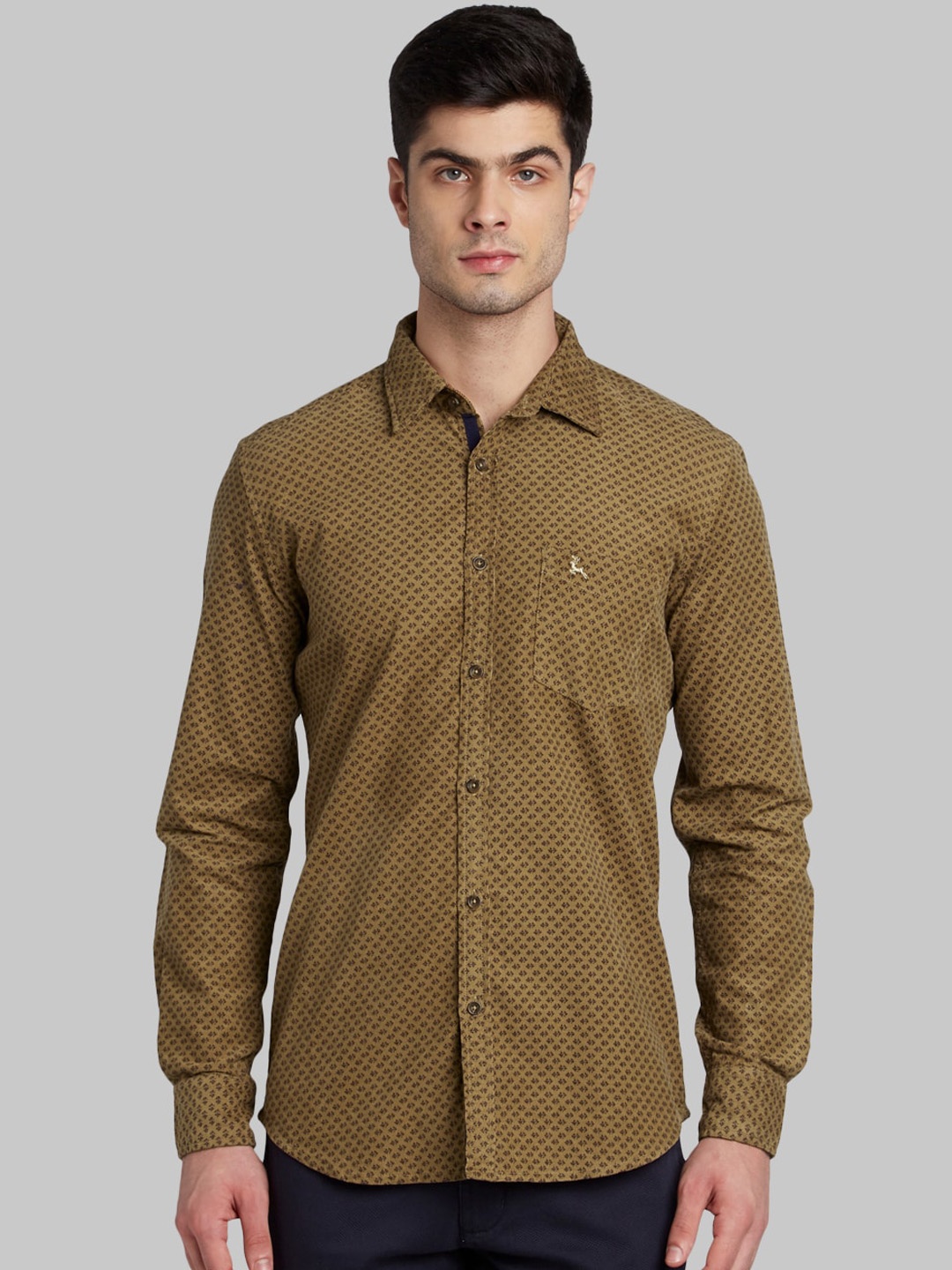 

Parx Men Brown & Black Slim Fit Printed Casual Shirt