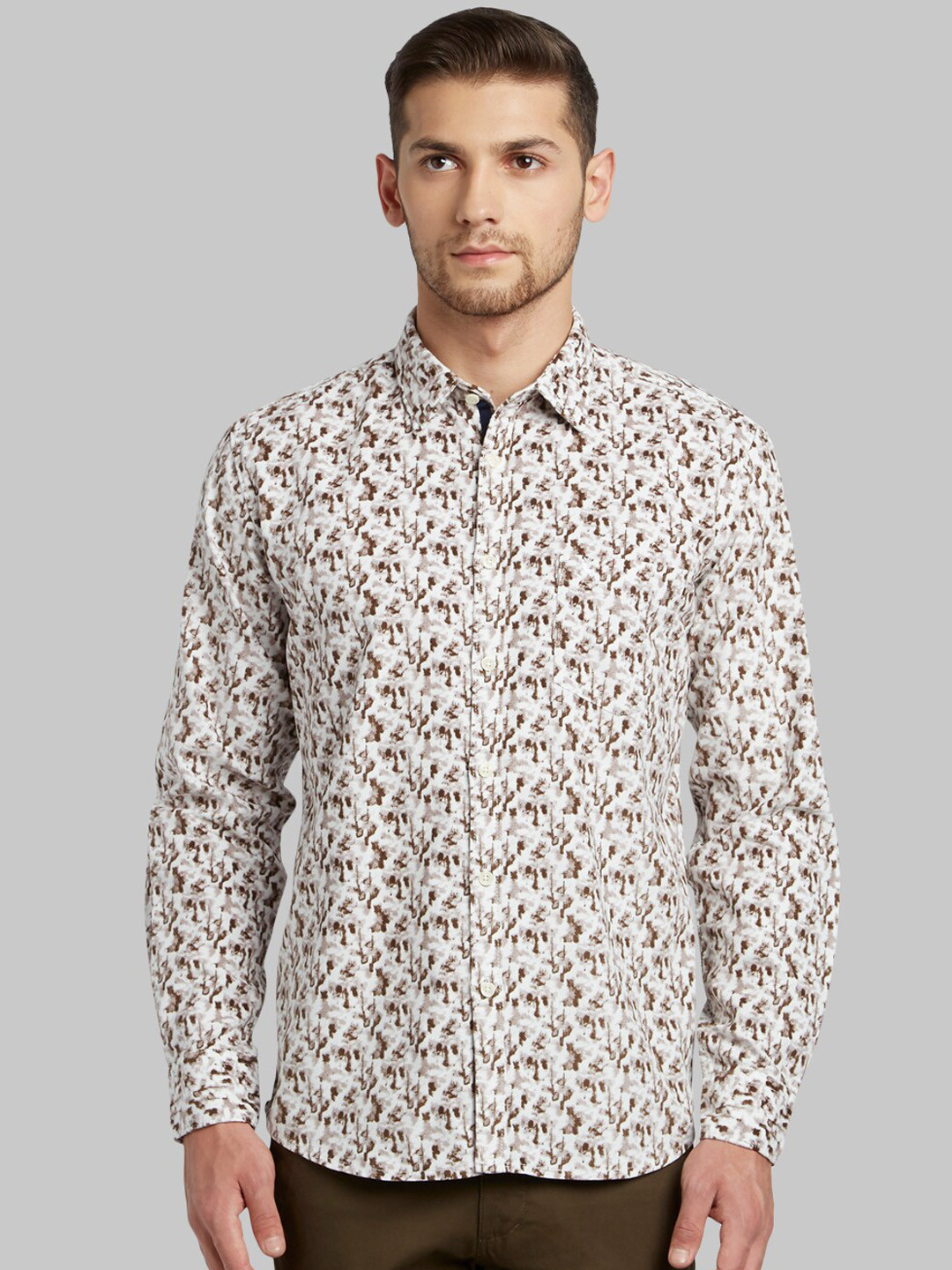 

Parx Men Brown & Off-White Slim Fit Printed Casual Shirt
