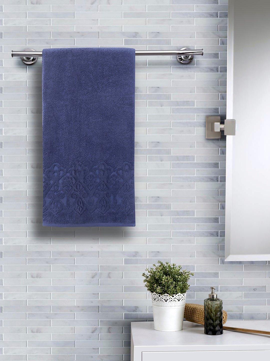 MASPAR Unisex Blue Solid 550 GSM Medium Super Soft Jacquard Bath Towel