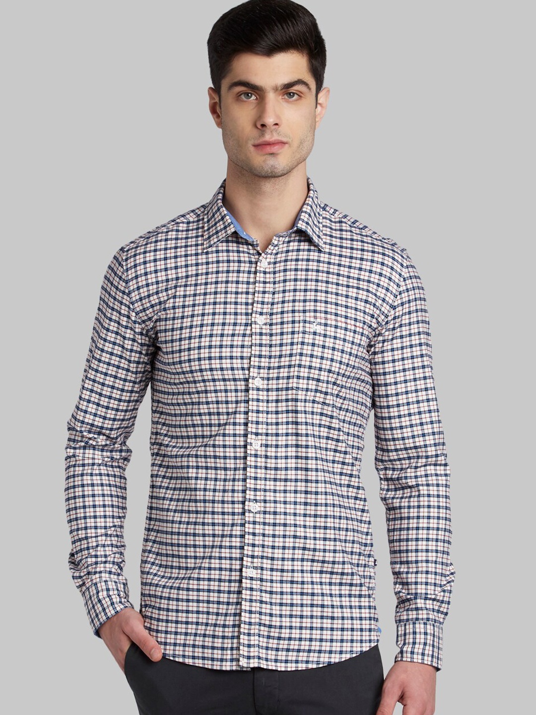 Parx Men Red & Blue Slim Fit Checked Casual Shirt