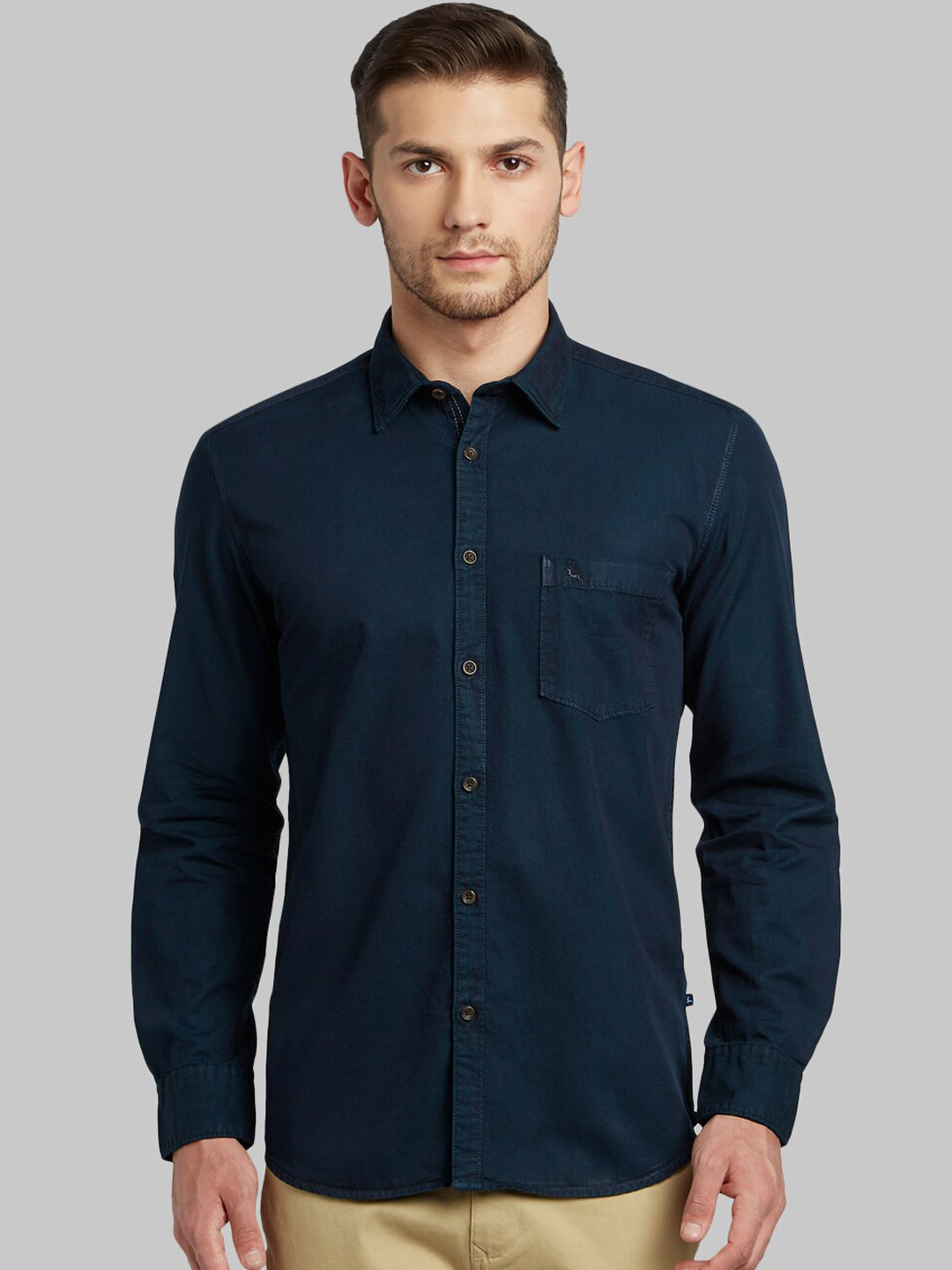 

Parx Men Blue Slim Fit Solid Casual Shirt