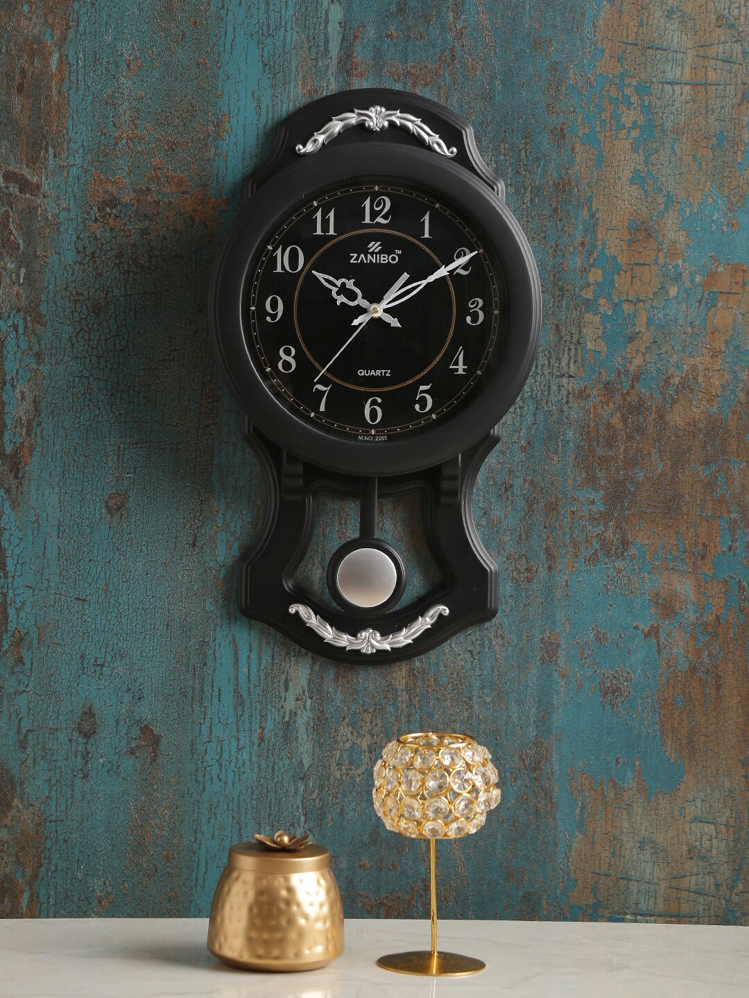 

ZANIBO Black Quirky Solid Analogue Wall Clock