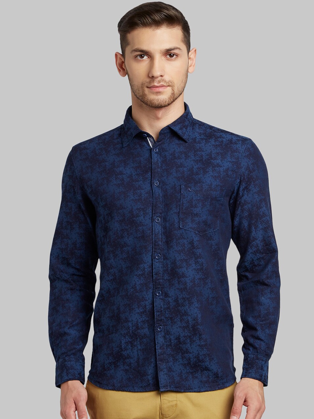 

Parx Men Navy Blue Slim Fit Printed Casual Shirt