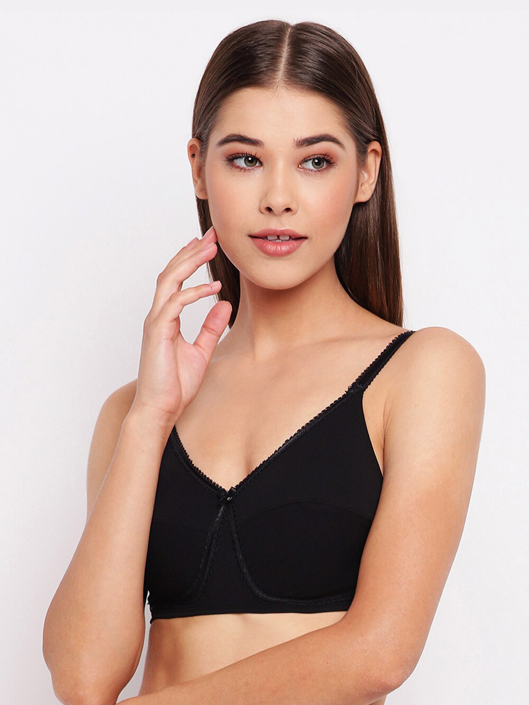 

Enamor Black Solid Non-Wired Non Padded Everyday Bra A056