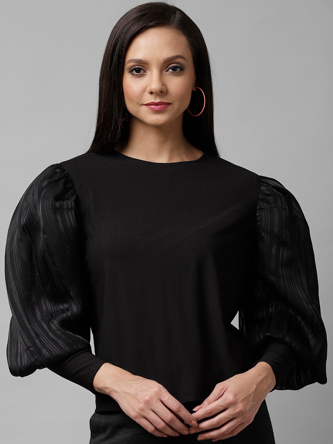 

KASSUALLY Women Black Solid Top