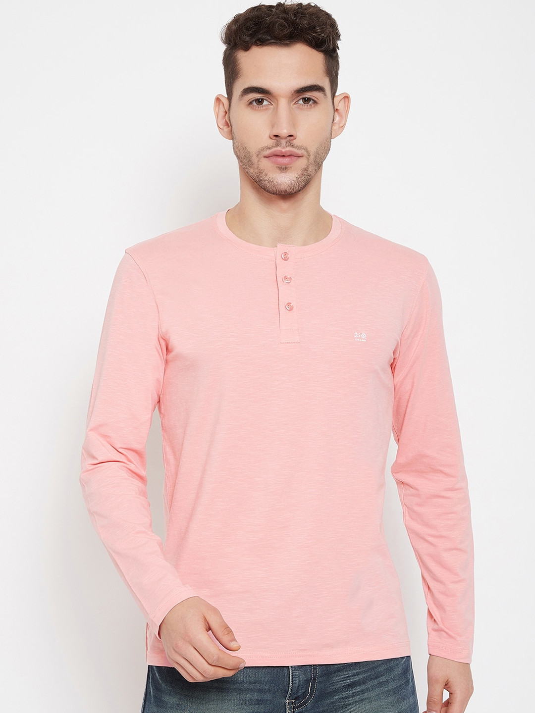 

Okane Men Pink Solid Henley Neck T-shirt