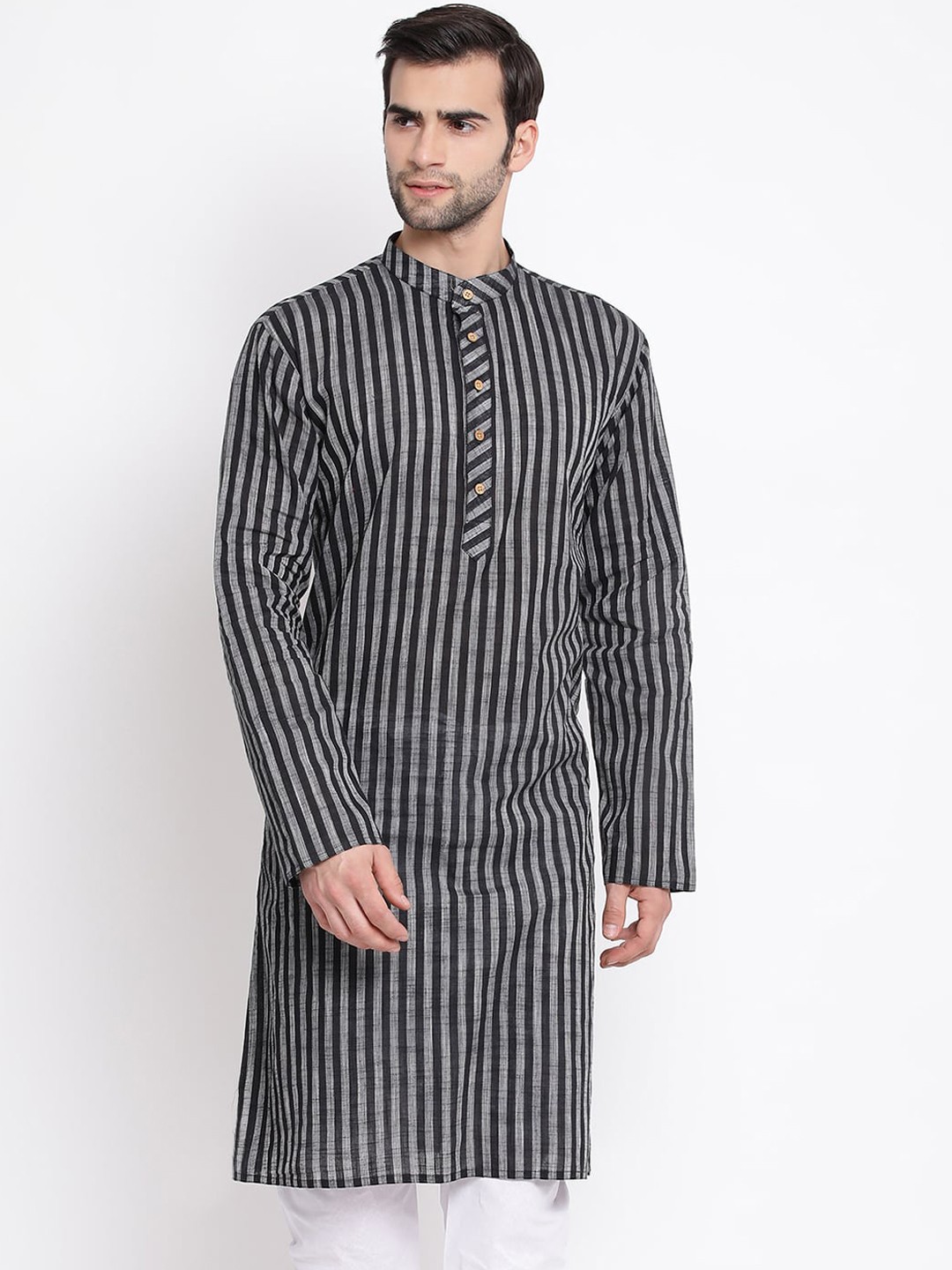 

VASTRAMAY Men Black & Grey Striped Pure Cotton Straight Kurta