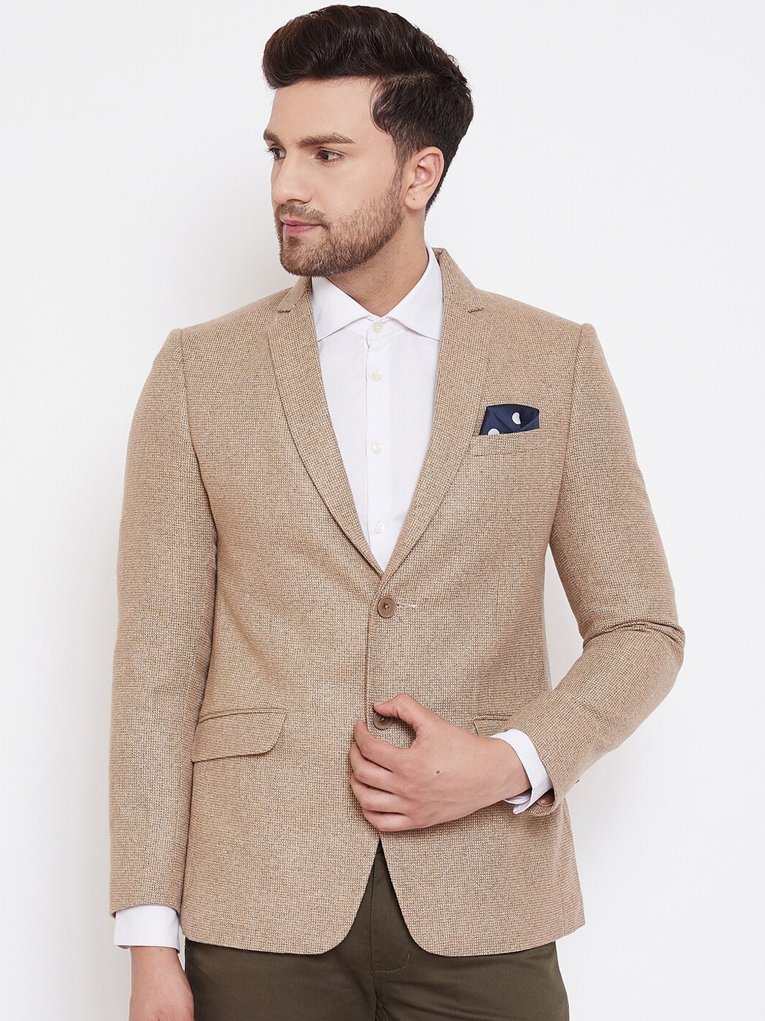 

Spirit Men Beige Solid Tailored Fit Casual Blazer