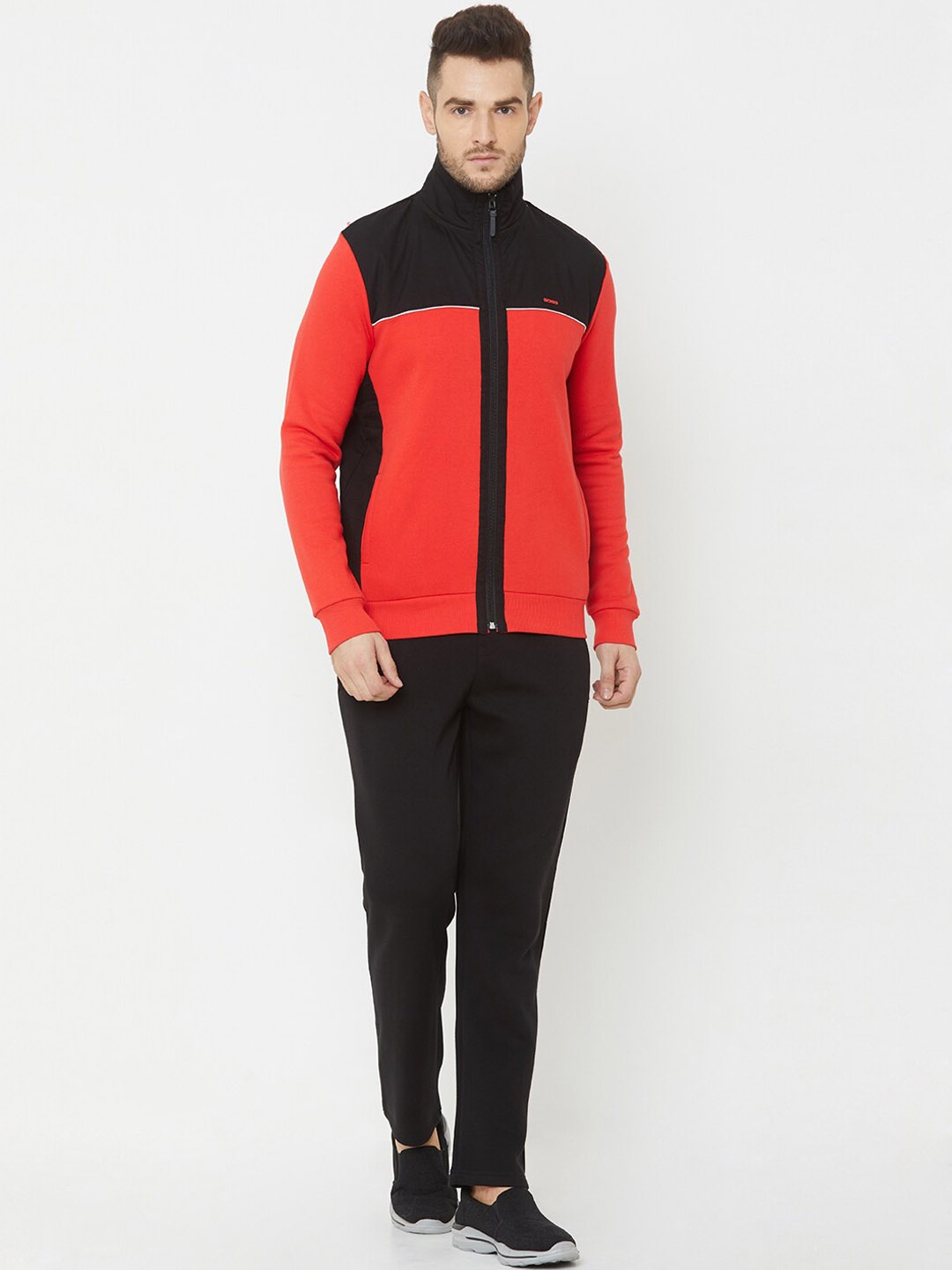 

Sweet Dreams Men Black & Red Colourblocked Tracksuit