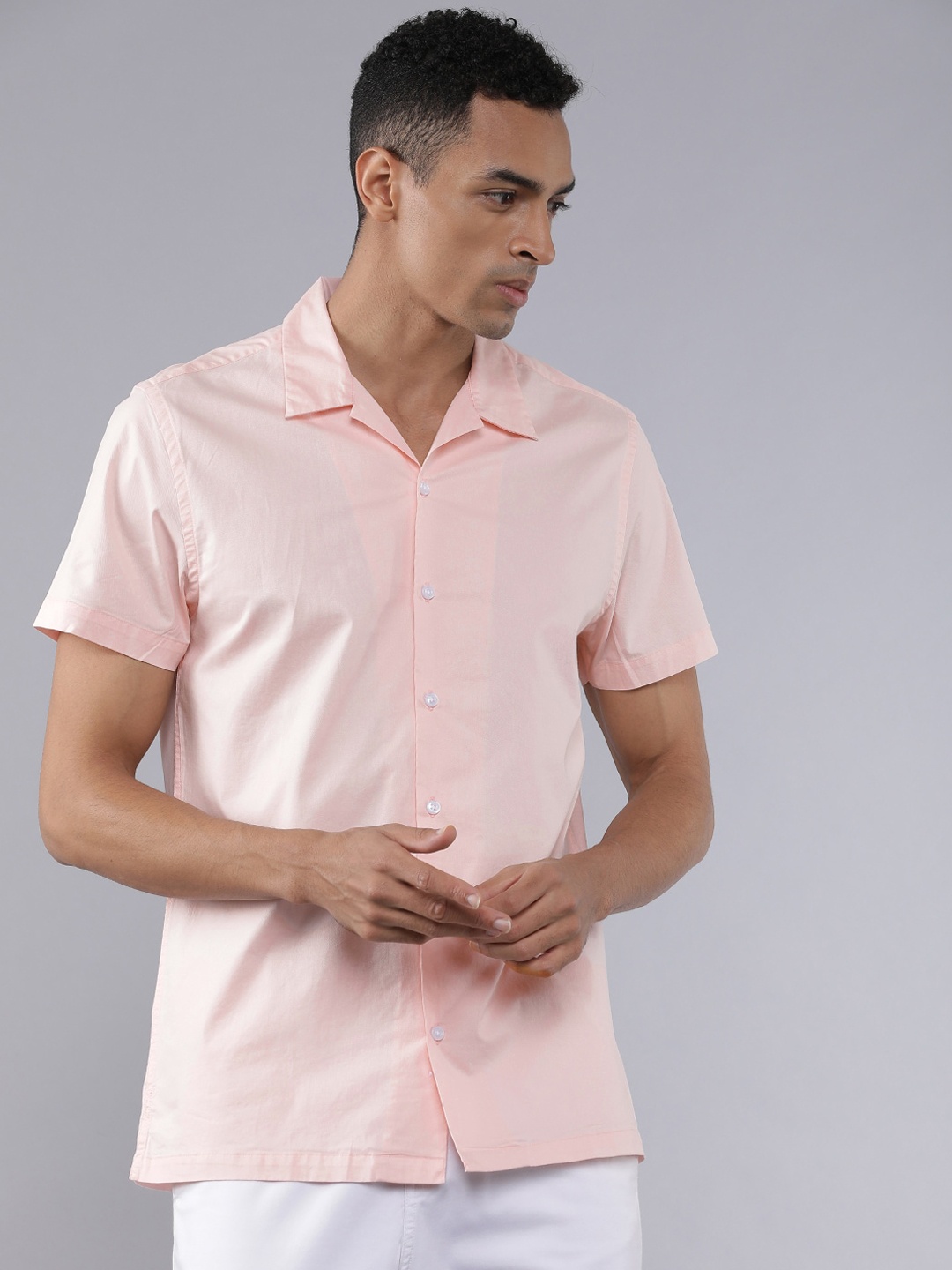 

HIGHLANDER Men Peach-Coloured Slim Fit Solid Casual Shirt