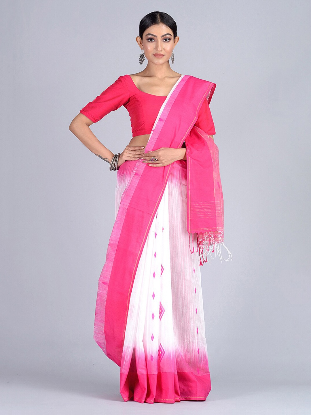 

Mitera White & Pink Silk Cotton Woven Design Handloom Taant Saree