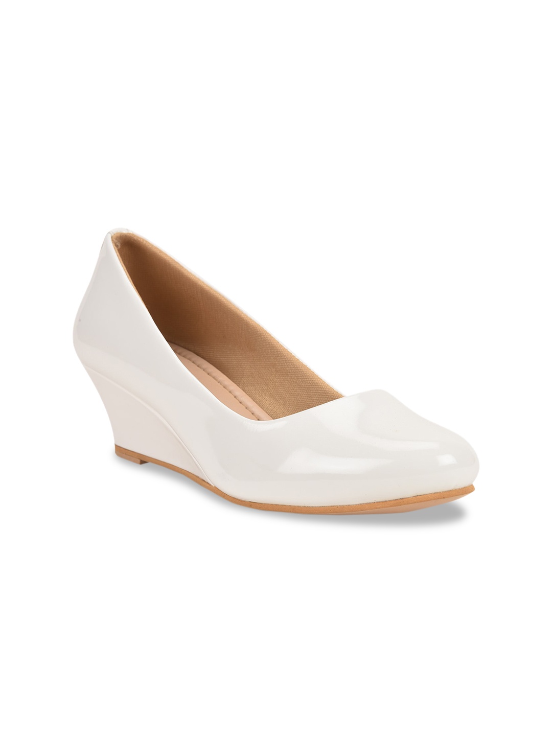 

SALARIO Women White Solid Pumps