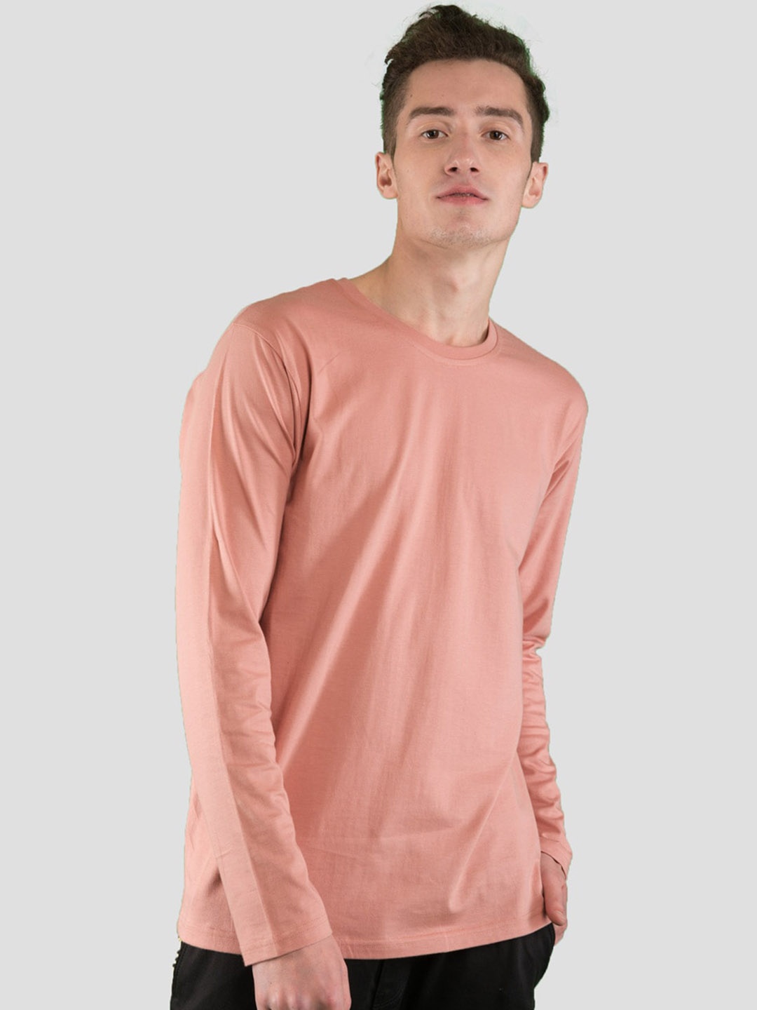 

Bewakoof Men Pink Solid V-Neck Pure Cotton T-shirt