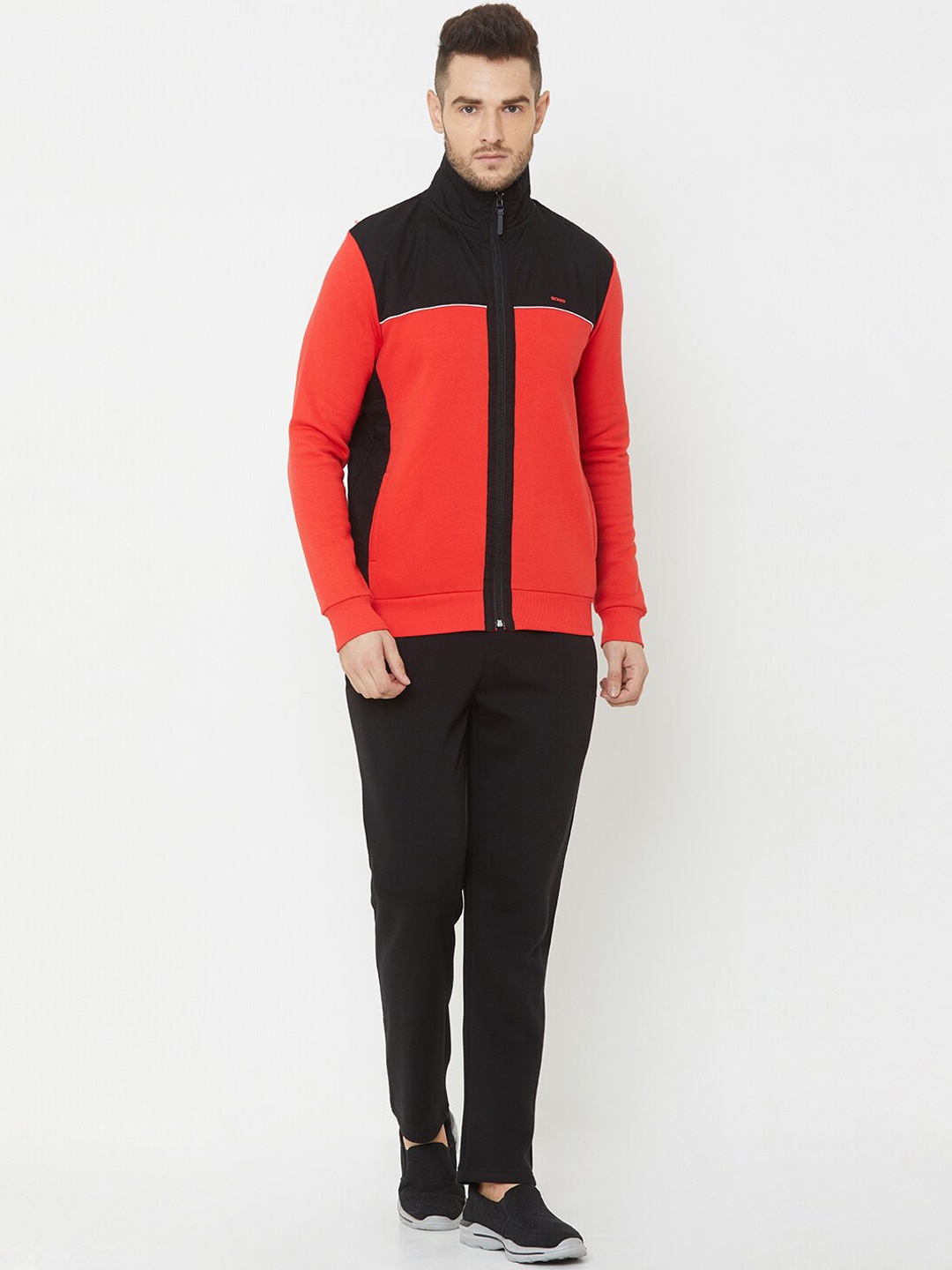 

Sweet Dreams Men Black & Red Colourblocked Tracksuit