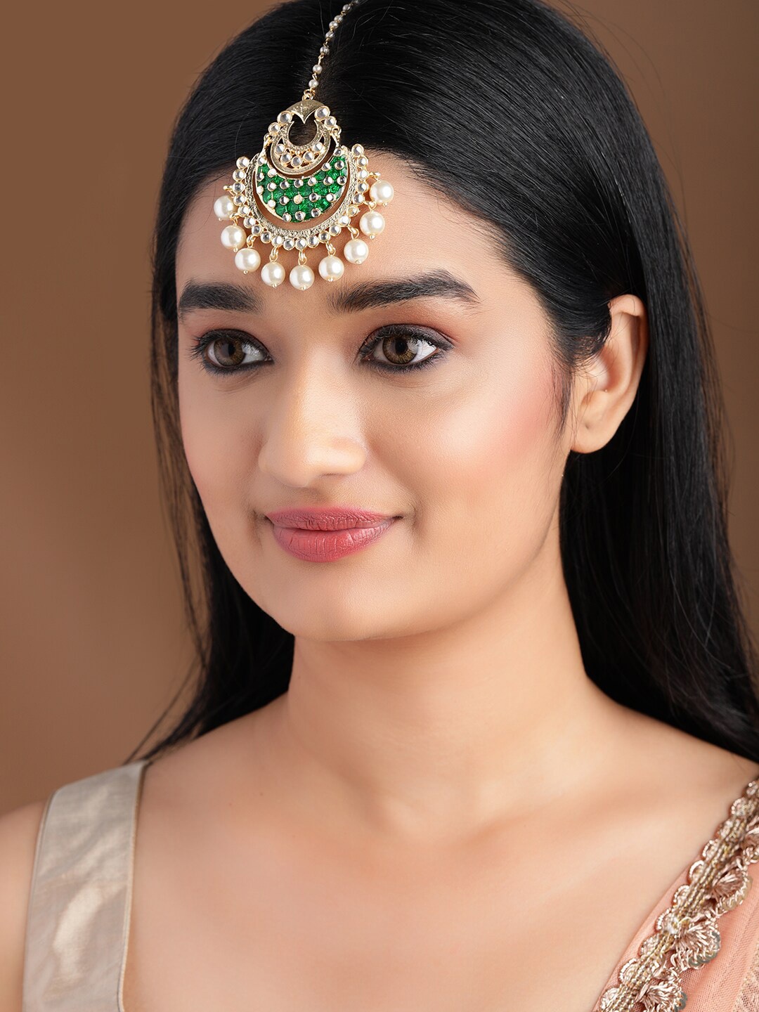

Rubans Gold-Plated White & Green Kundan-Studded Beaded Enamelled Handcrafted Maang Tikka