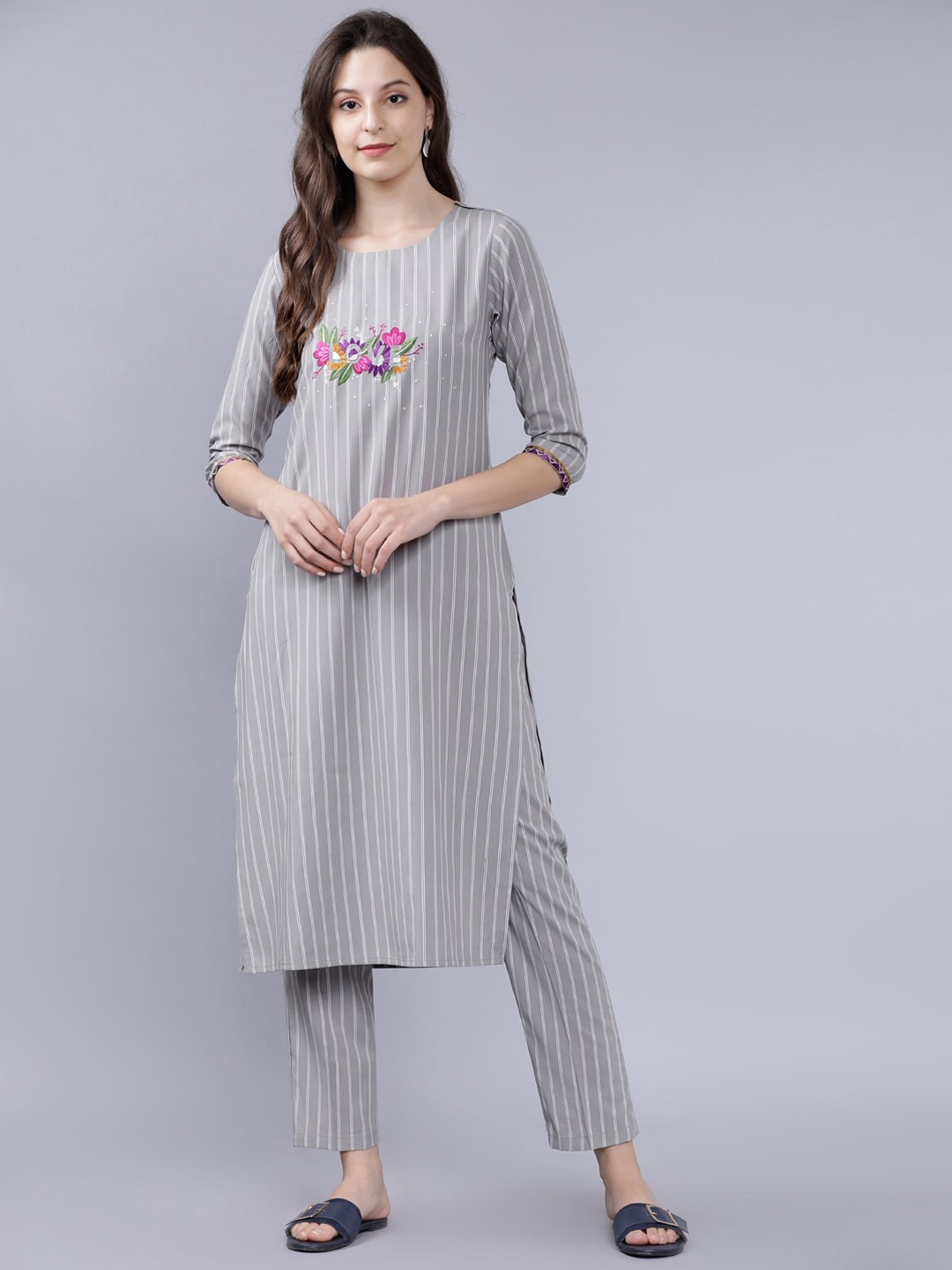 

Vishudh Women Grey Embroidered Kurta with Trousers