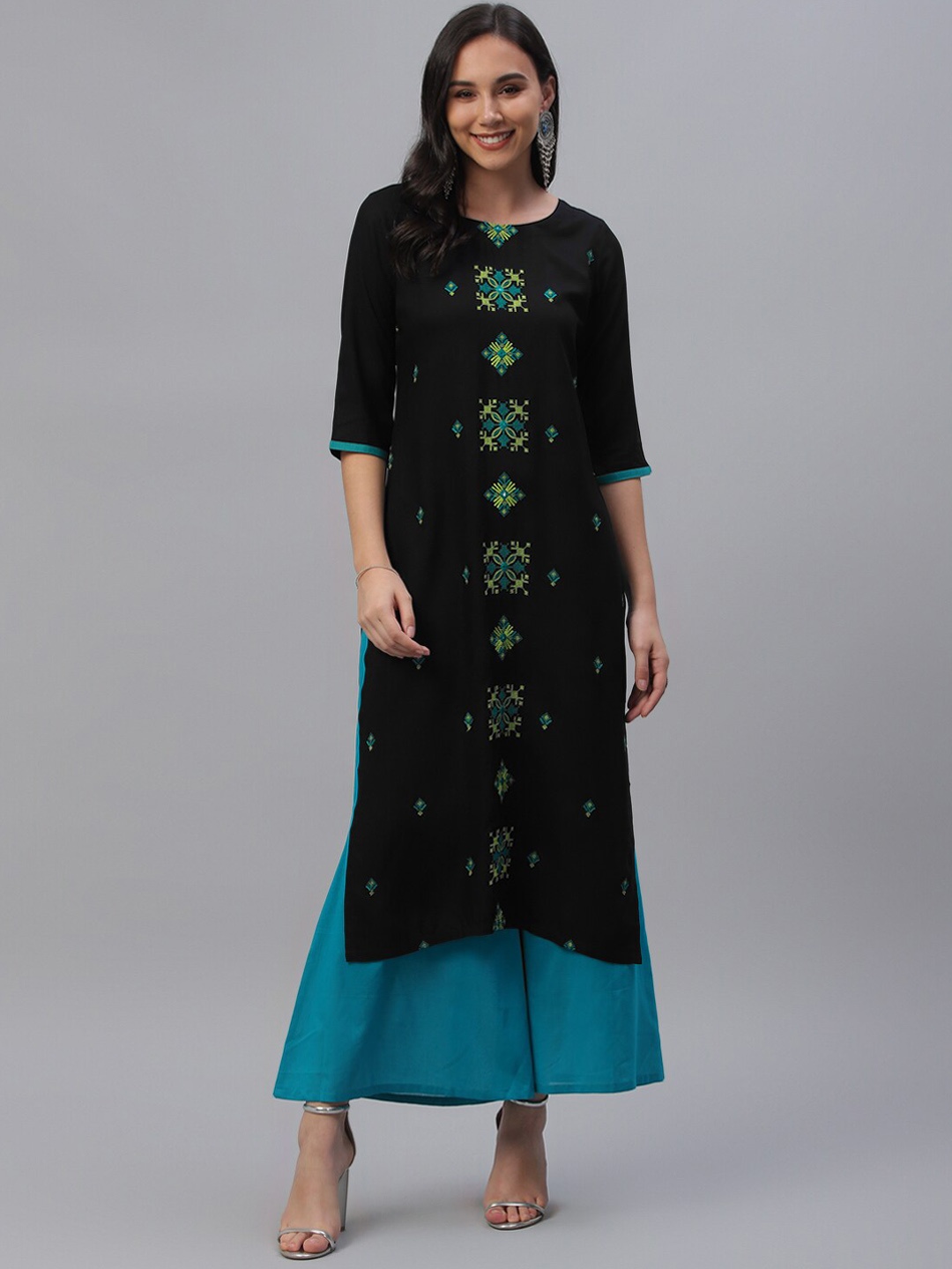 Libas Women Black & Green Embroidered Straight Kurta