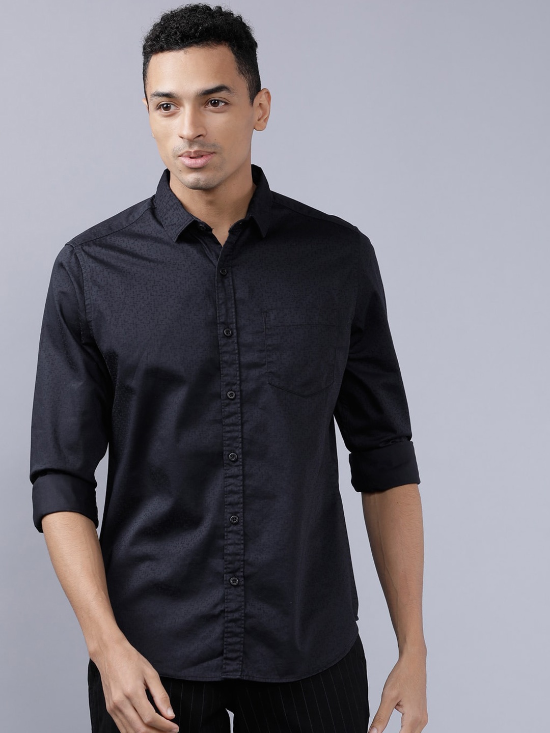 

HIGHLANDER Men Black Slim Fit Printed Casual Shirt