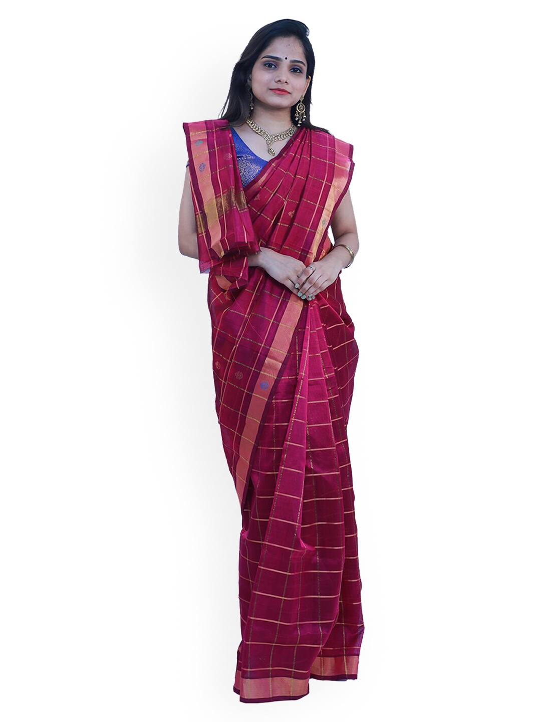 

APCO Magenta & Gold-Toned Silk Cotton Checked Venkatgiri Sustainable Saree