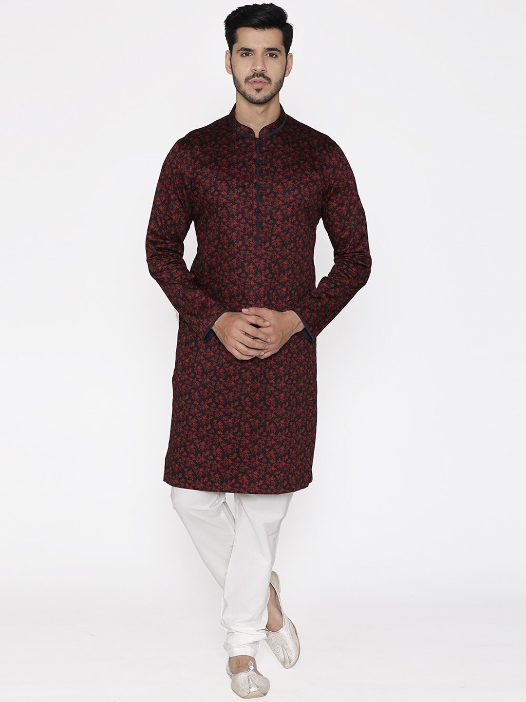 

Manyavar Men Maroon & Black Floral Print Straight Kurta