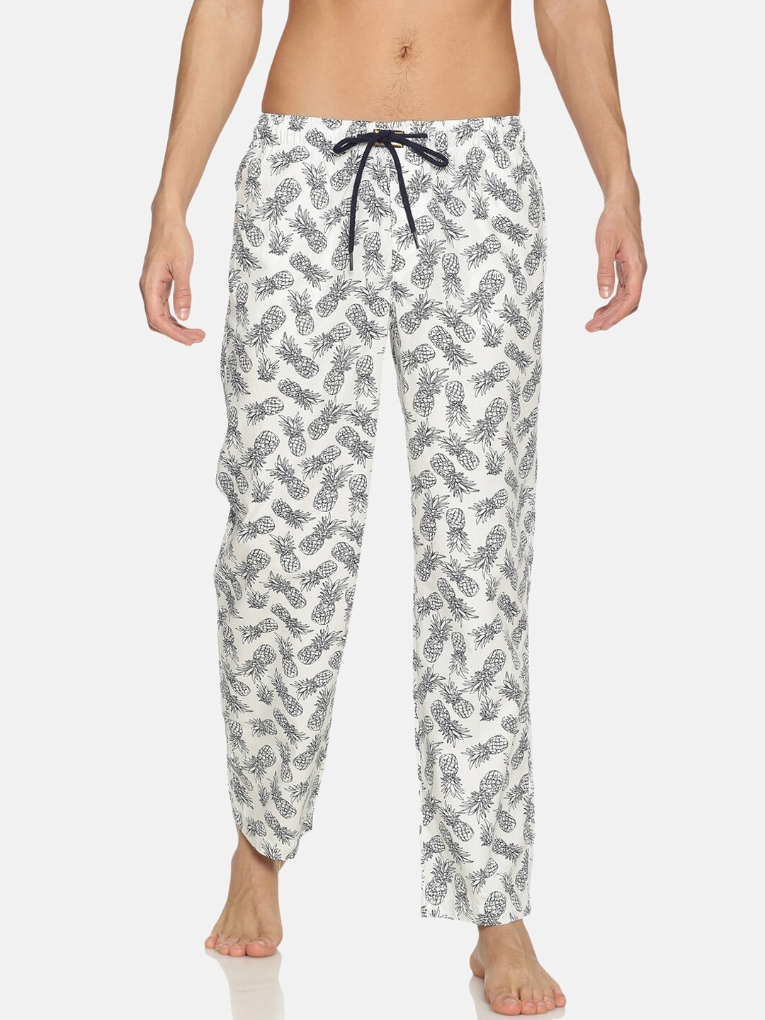 

Bene Kleed Men White & Black Printed Anit Bacterial Lounge Pants