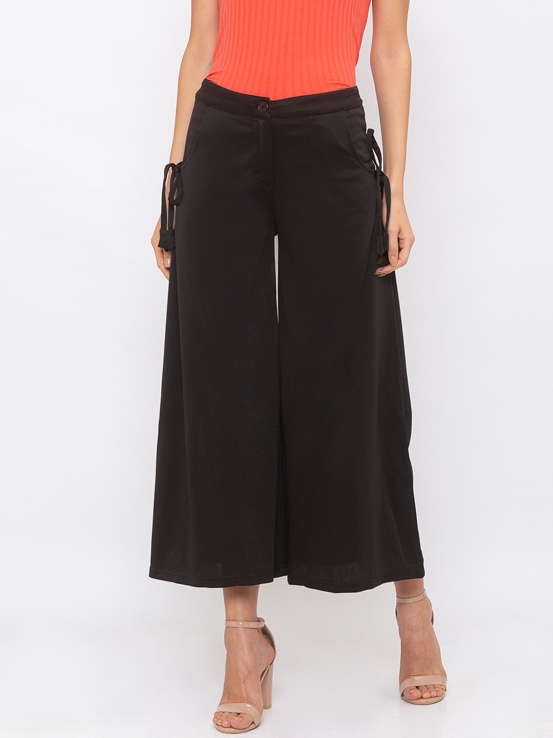 

Globus Women Black Regular Fit Solid Culottes