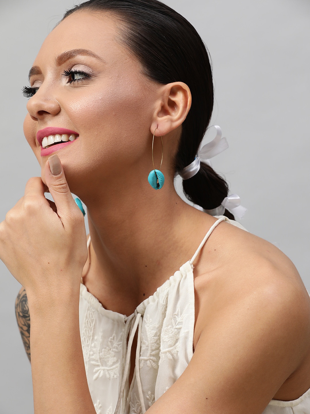 

STREET 9 Blue Circular Drop Earrings