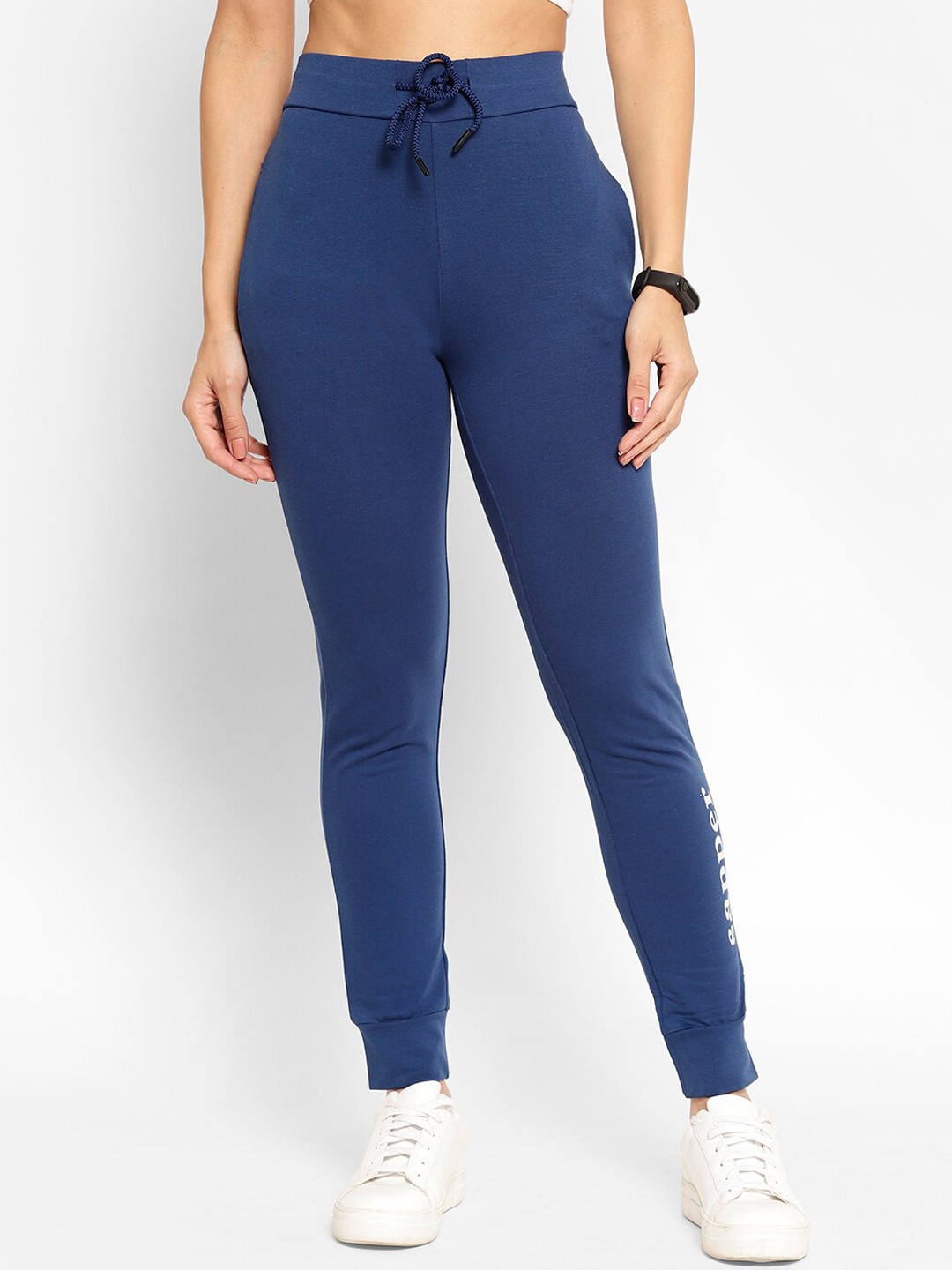 

SAPPER Women Blue Solid Slim-Fit Joggers