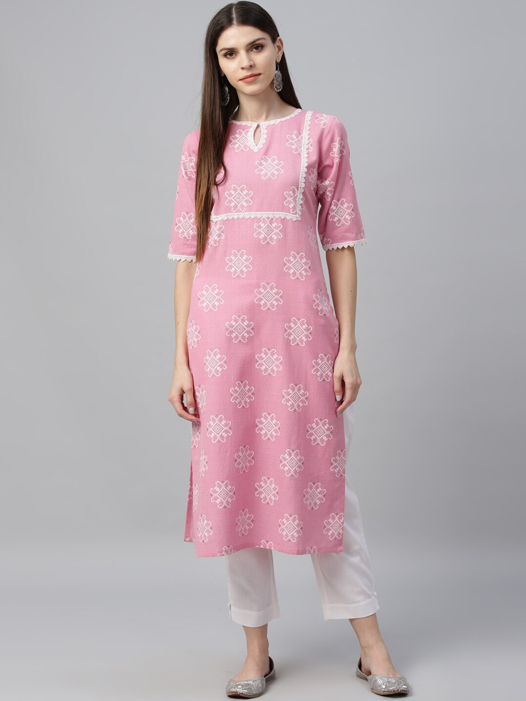 

GERUA Women Pink & Off-White Printed Kurta with Trousers