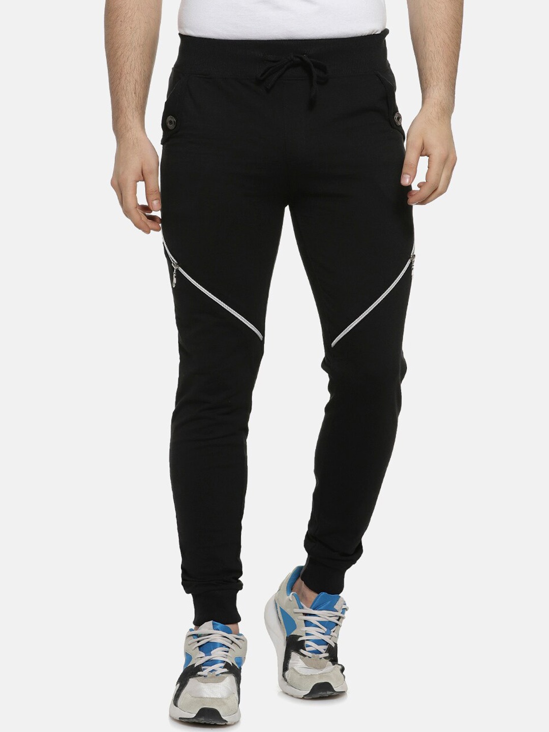

Campus Sutra Men Black Solid Joggers