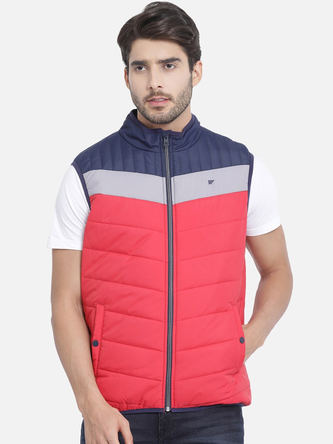 

t-base Men Red Colourblocked Lightweight Padded Jacket