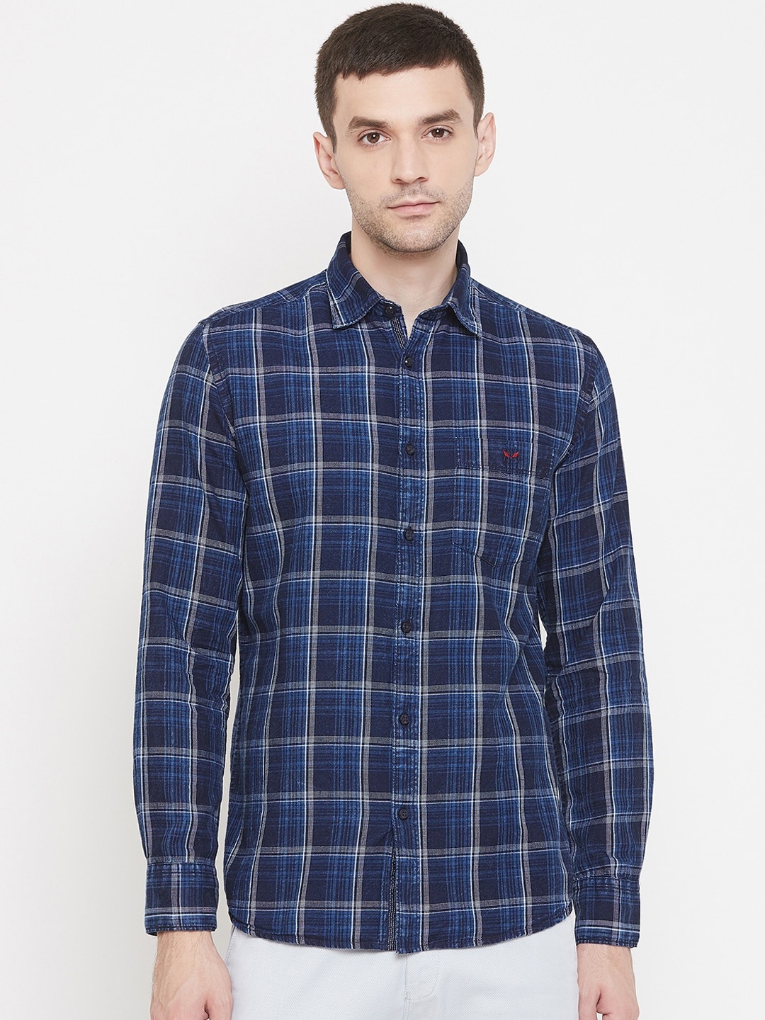 

Crimsoune Club Men Navy Blue Slim Fit Checked Casual Shirt