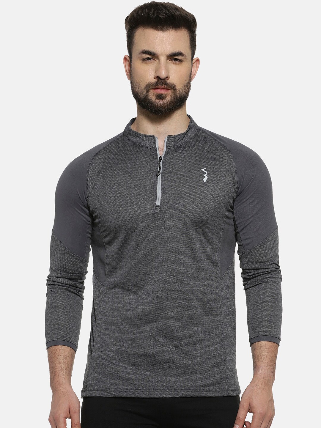 

Campus Sutra Men Charcoal Grey Solid Mandarin Collar T-shirt