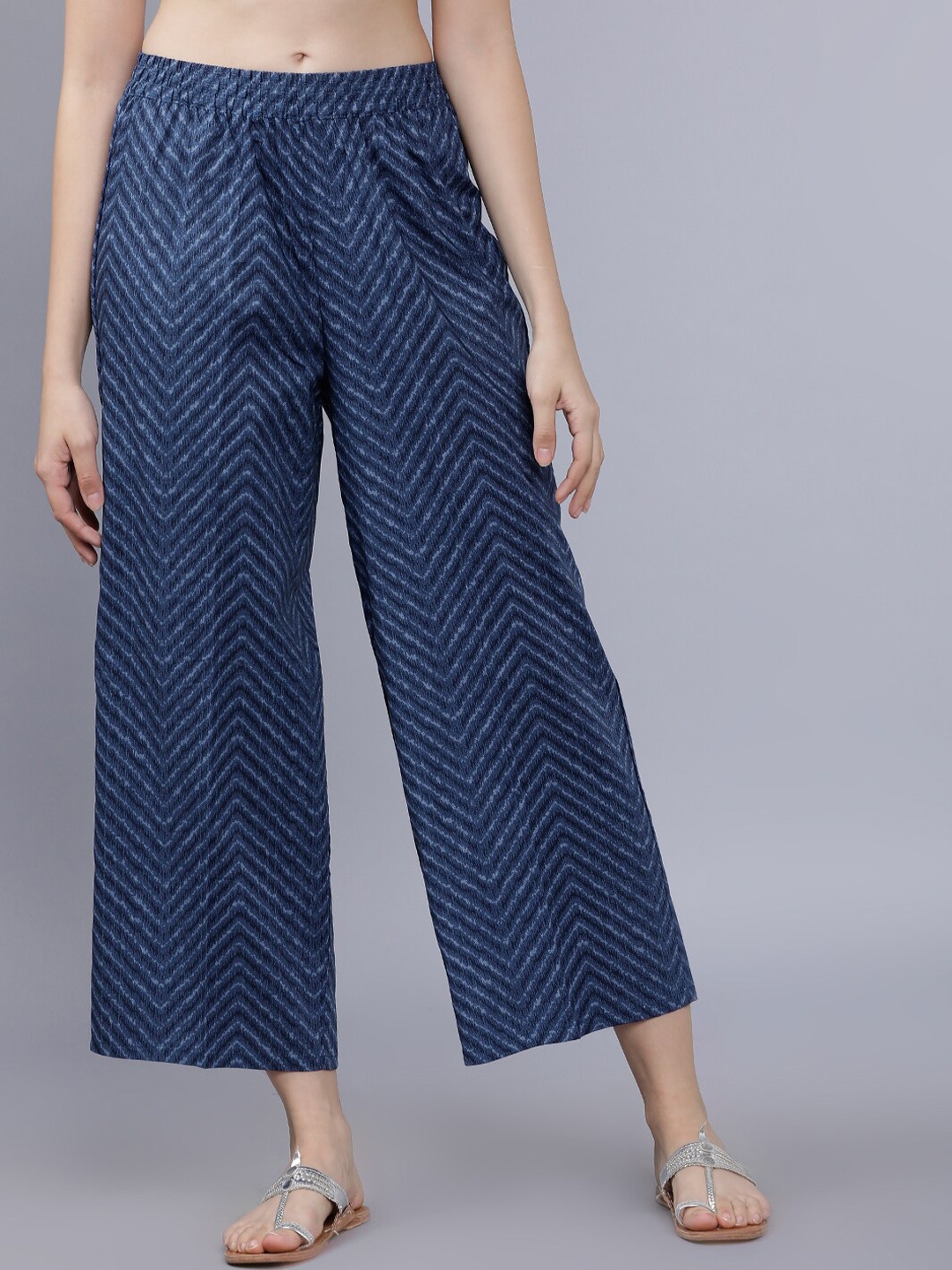 

Vishudh Women Navy Blue Printed Straight Palazzos