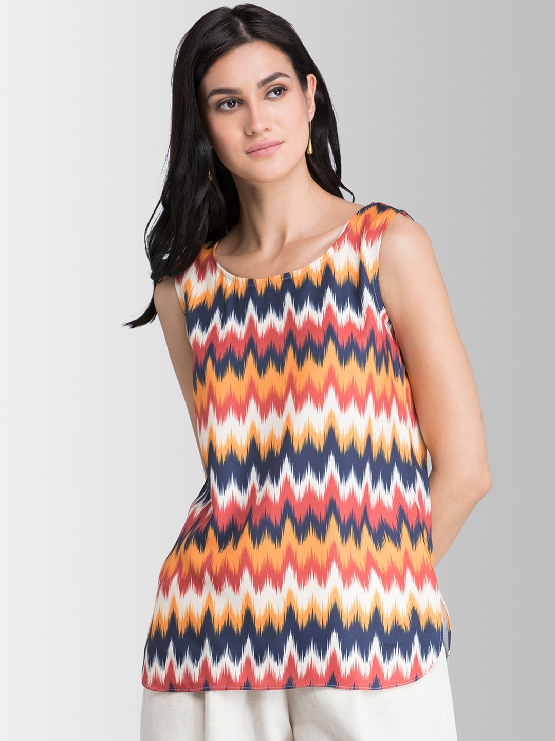 

FableStreet Women Multicoloured Chevron Printed Top, Multi