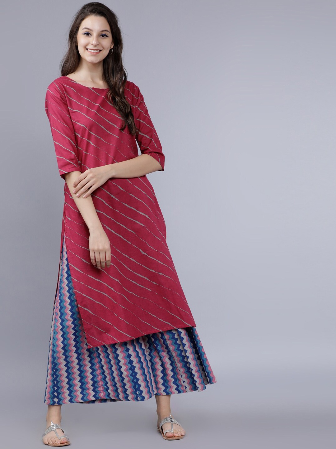 

Vishudh Women Pink & Grey Striped Straight Kurta