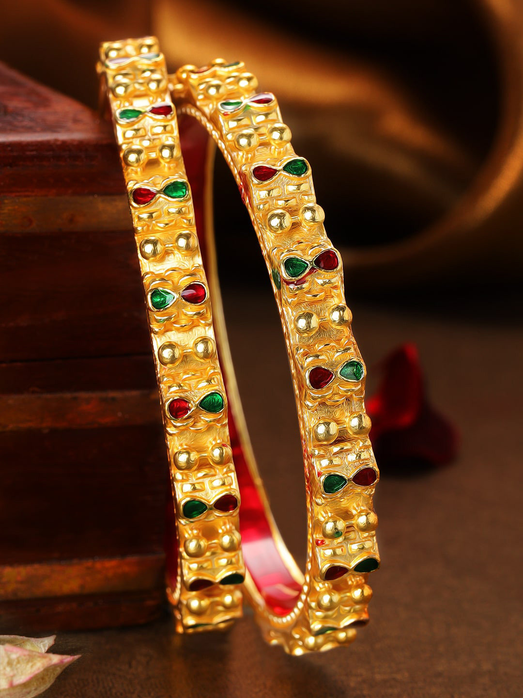 

Rubans Set Of Two 22K Gold-Plated Red & Green Enamelled Sustainable Handcrafted Bangles