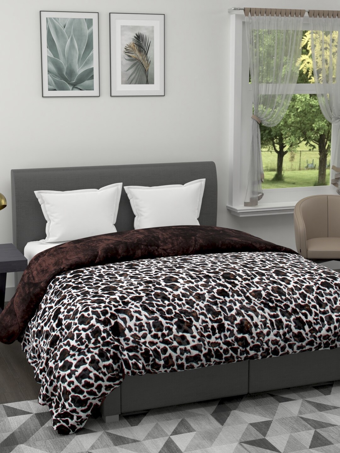 

A Homes Grace Brown & White Abstract Heavy Winter 850 GSM Double Bed Quilt