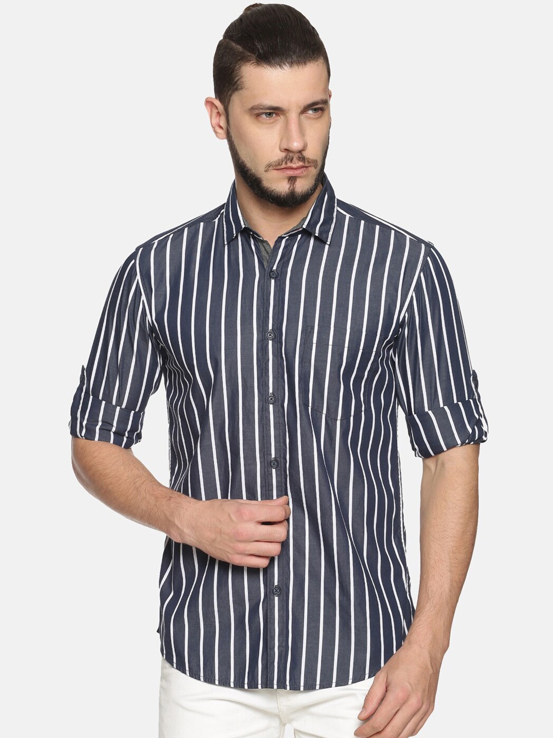 

IVOC Men Navy Blue & White Slim Fit Striped Casual Shirt