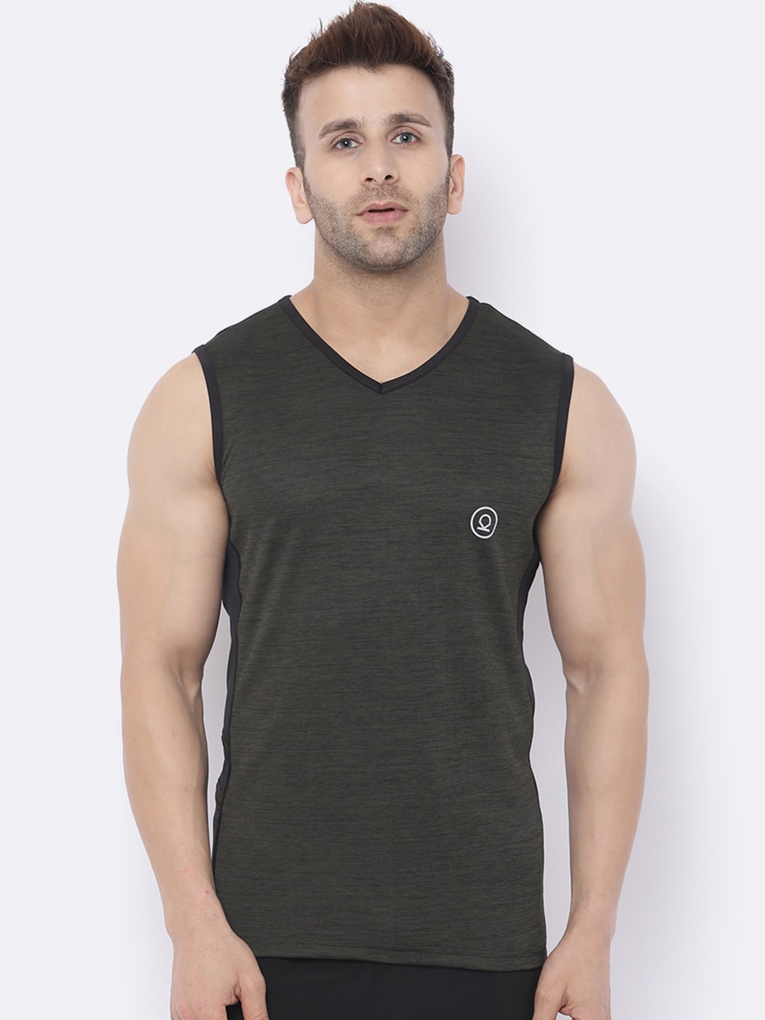 

Chkokko Men Olive Green Solid V-Neck T-shirt