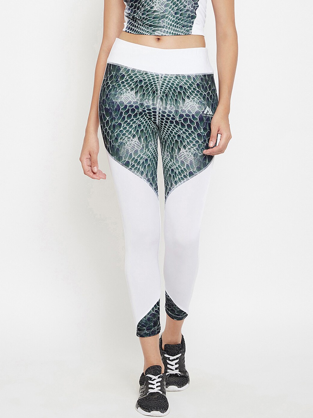 

AGIL ATHLETICA Women White & Green Printed Rapid Dry Tights