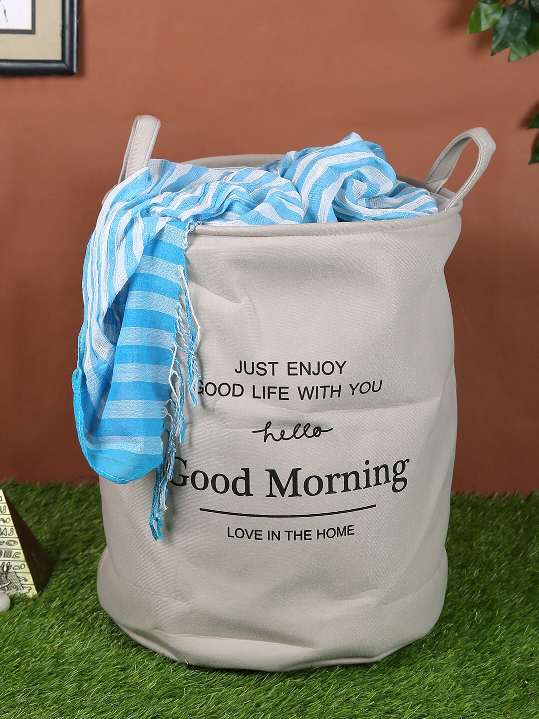 

Cortina Grey & Black Printed Laundry Bag