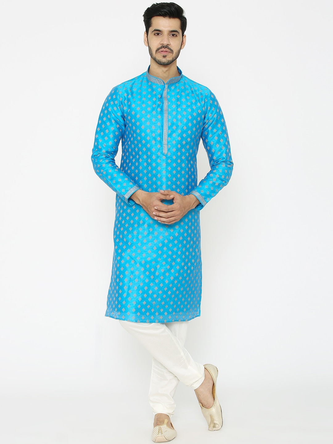 

Manyavar Men Blue & Silver-Toned Printed Kurta with Pyjamas