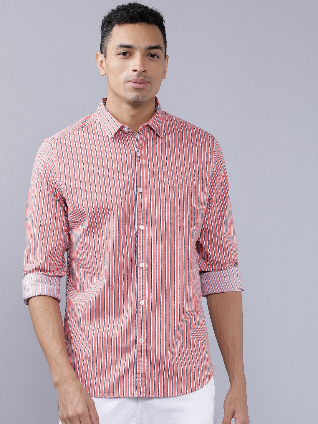 

HIGHLANDER Men Coral Red & Blue Slim Fit Striped Casual Shirt