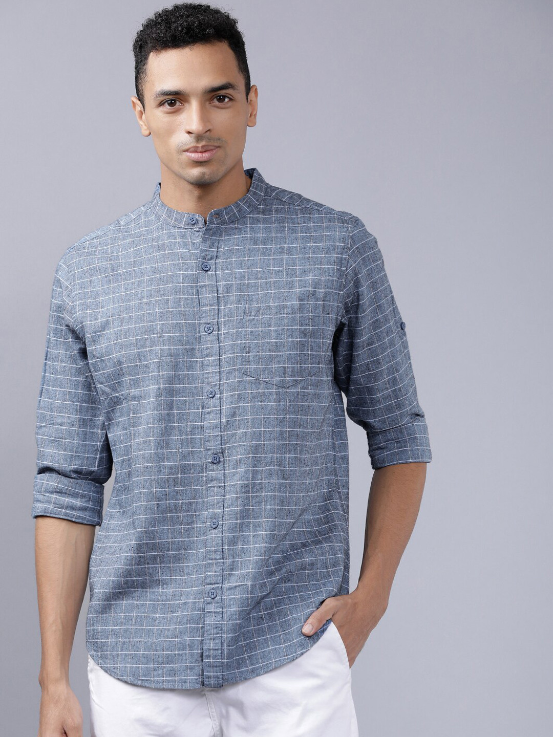 

HIGHLANDER Men Blue & White Slim Fit Checked Casual Shirt