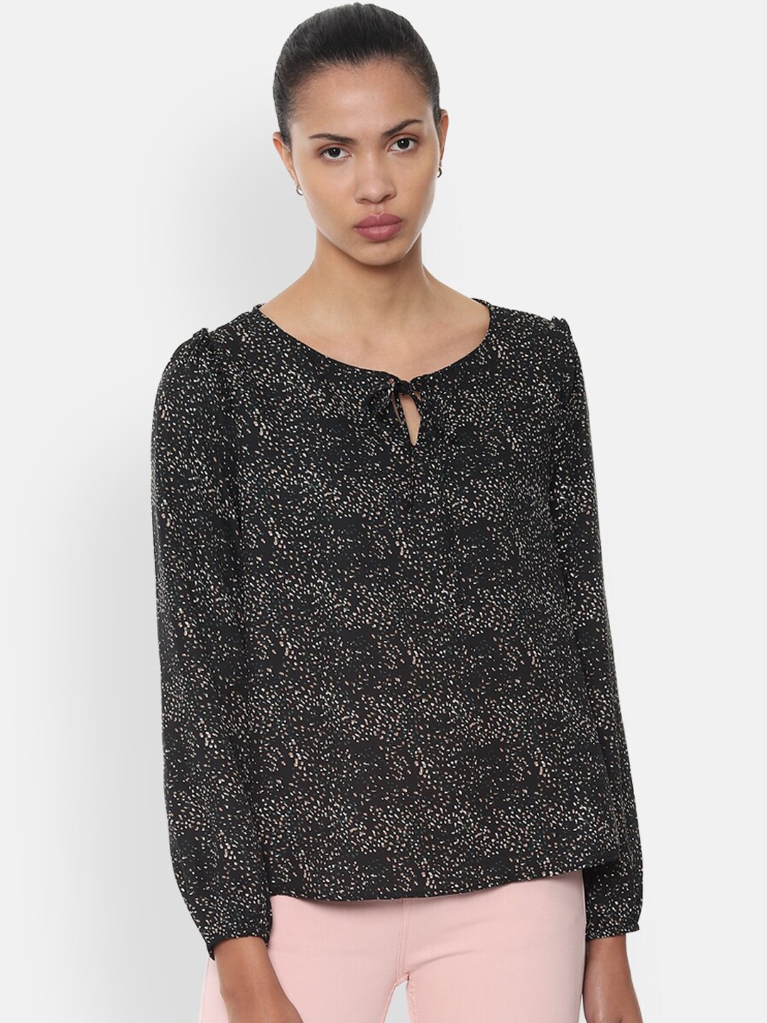 

Van Heusen Women Black & White Abstract Print Blouson Top