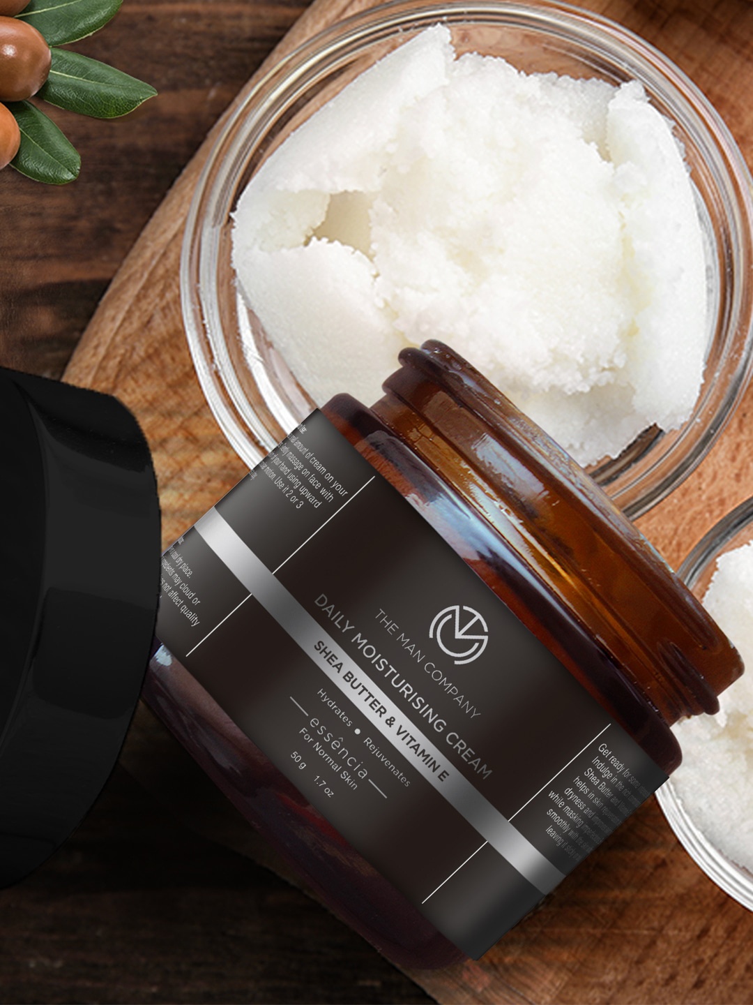 

THE MAN COMPANY Diwali De-Tan Deep Detox Set, Black