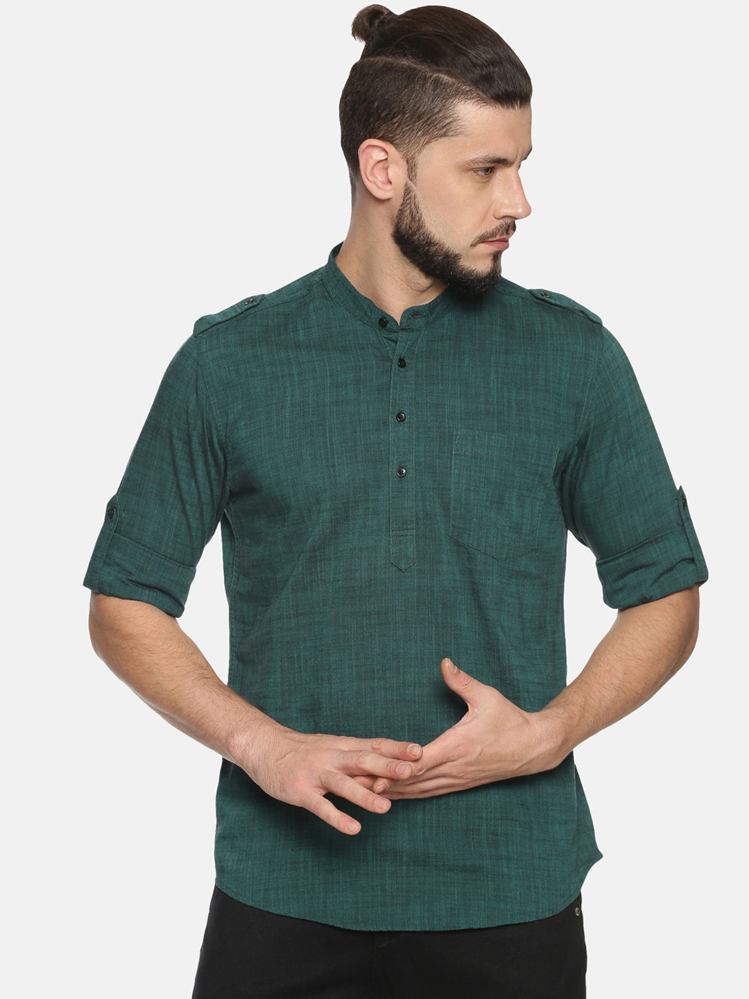 

IVOC Men Green Solid Straight Kurta